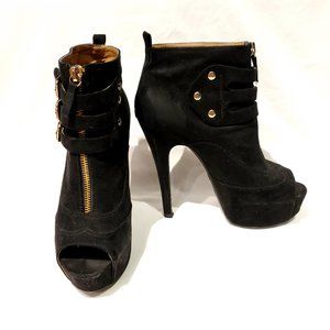 Zigi Soho Sincere Black Faux Suede Bootie